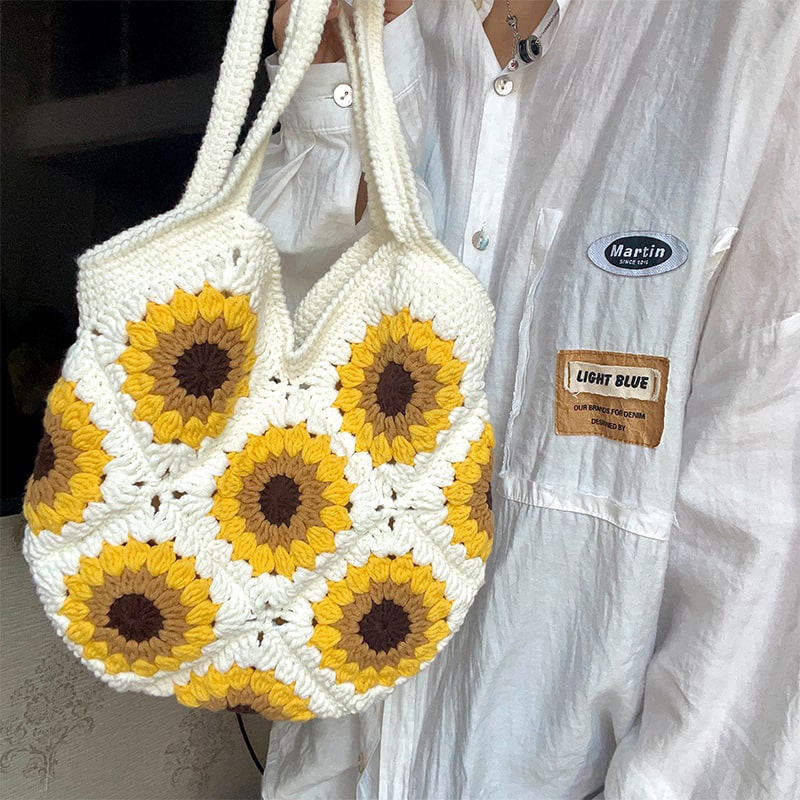 Hand-Knitted Sunflower Shoulder Bag in Wool-2yzshop