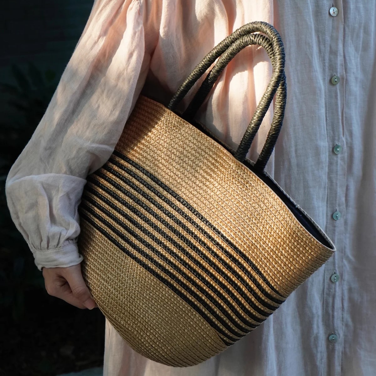 Striped Straw Large-Capacity Tote Bag-2yzshop