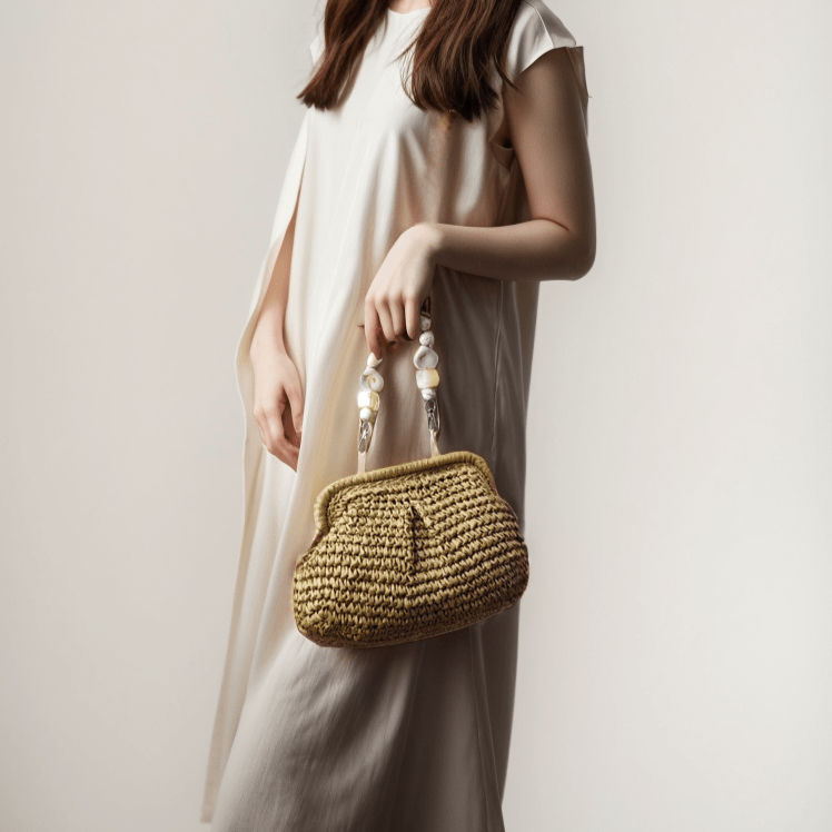 Natural Straw Beaded Handle Shoulder Bag-model 