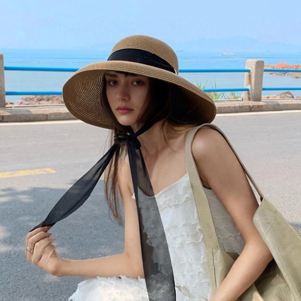 Elegance Bowknot Long Ribbon Bucket Straw Hat